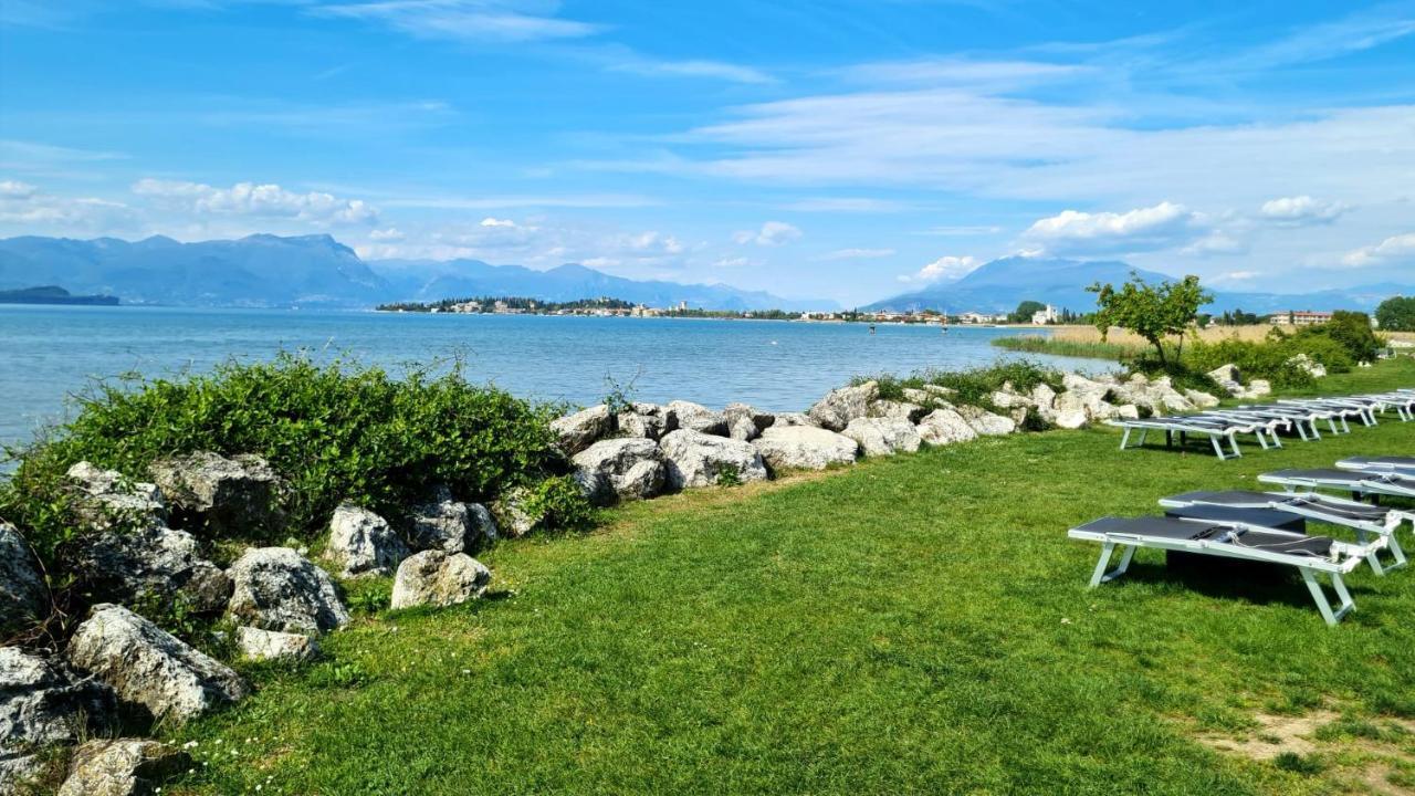 Alma Garda Home Sirmione Bagian luar foto