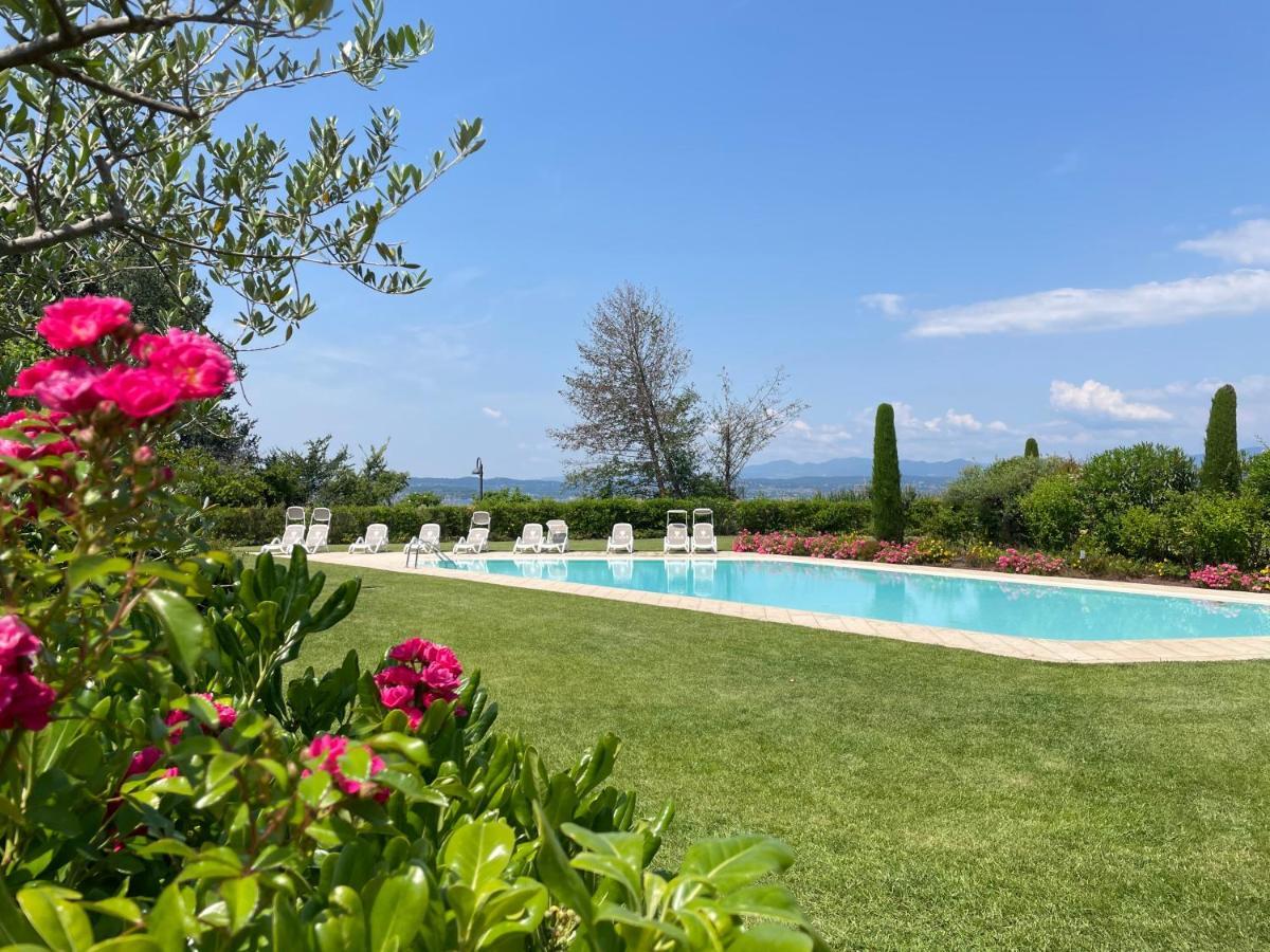 Alma Garda Home Sirmione Bagian luar foto