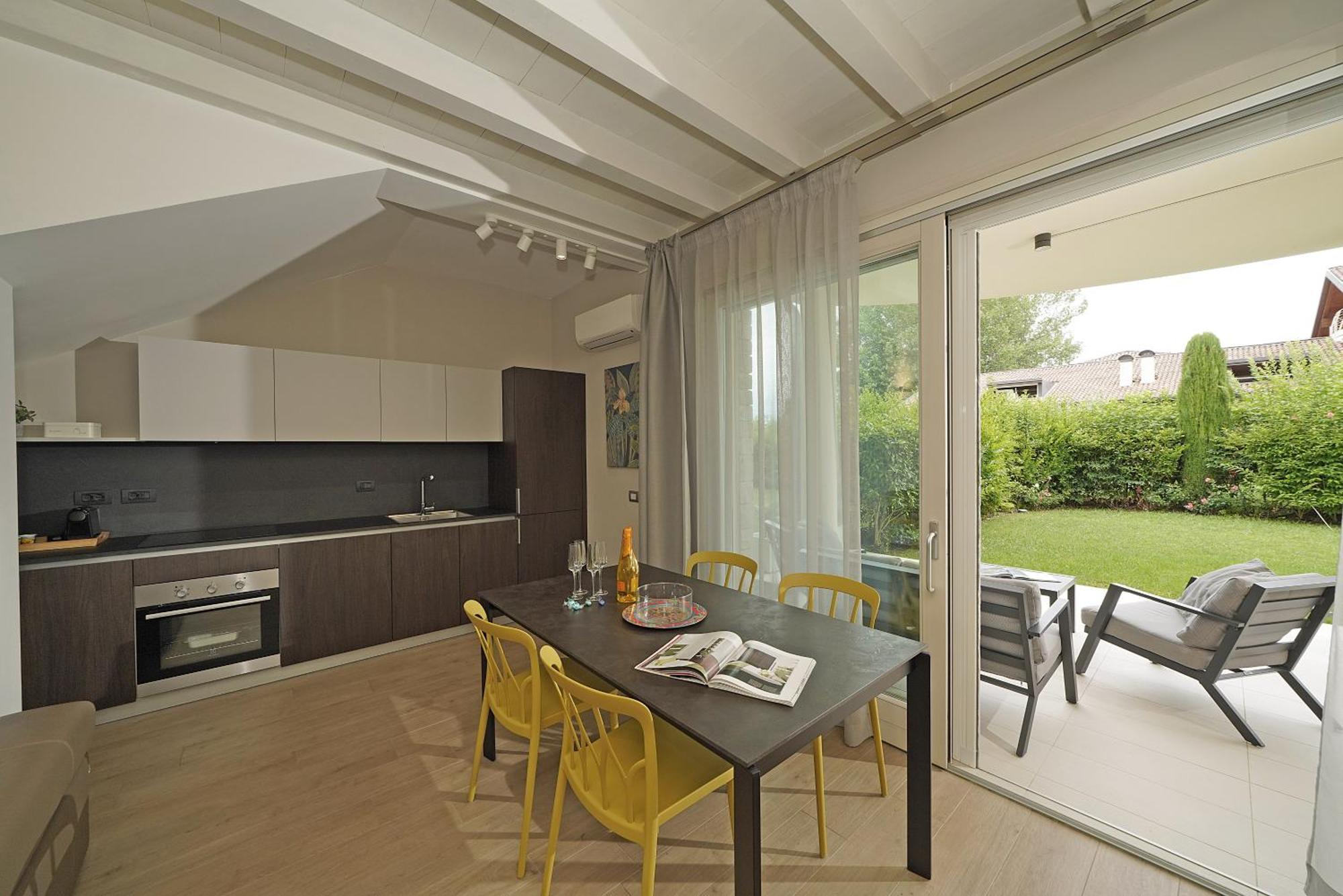 Alma Garda Home Sirmione Bagian luar foto