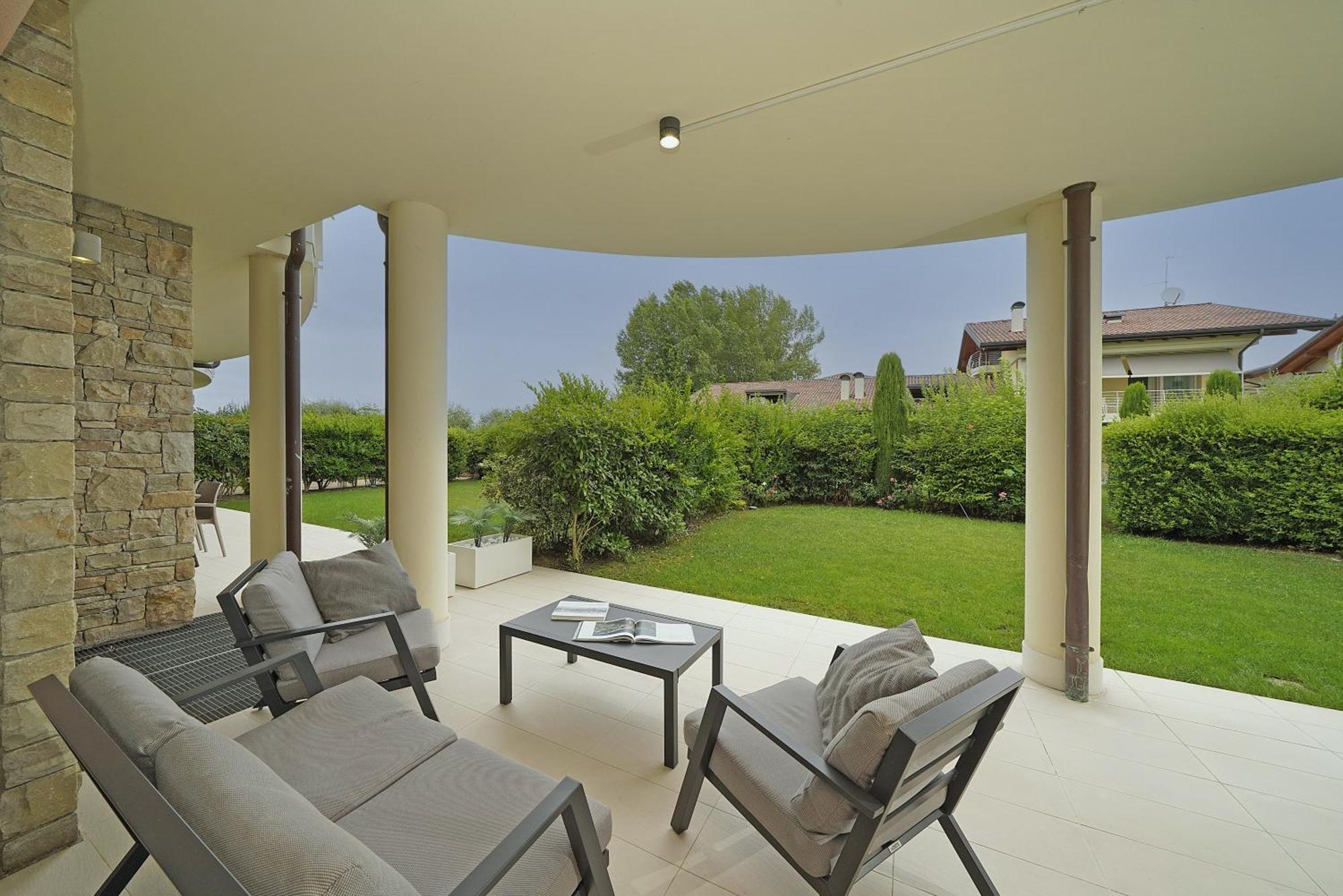 Alma Garda Home Sirmione Bagian luar foto