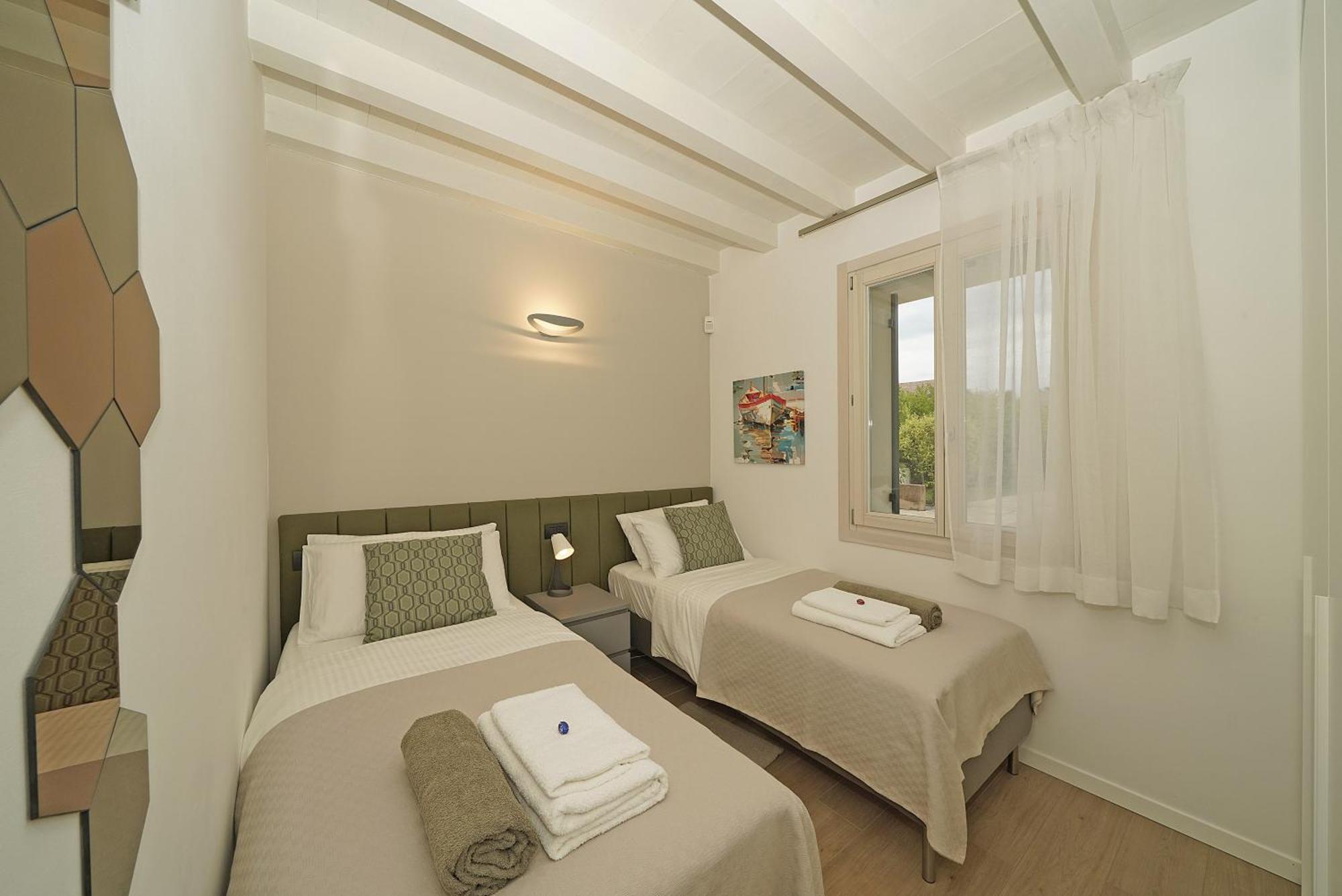 Alma Garda Home Sirmione Bagian luar foto