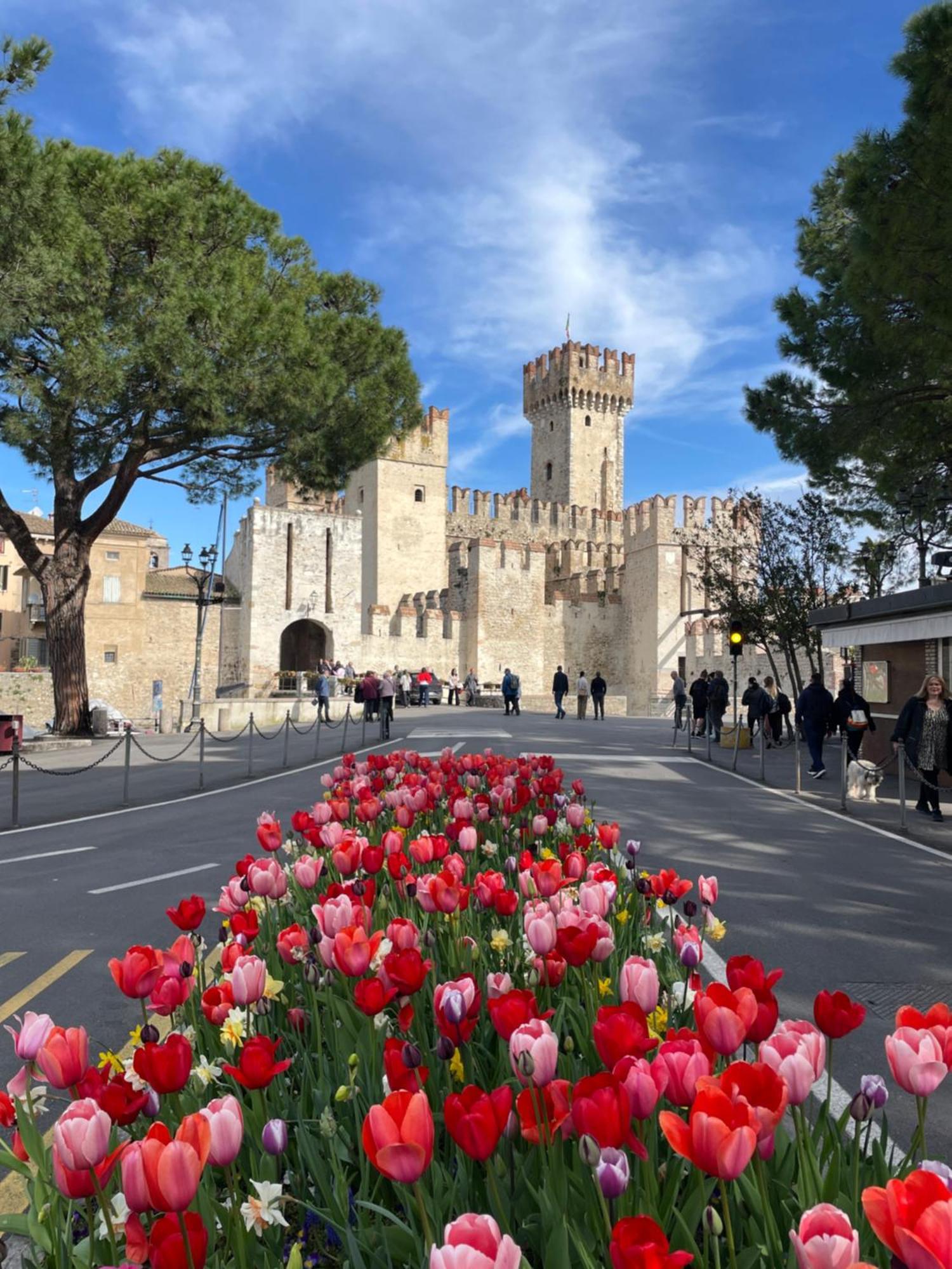Alma Garda Home Sirmione Bagian luar foto